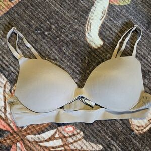 Victorias Seceret Push Up Bra 32B